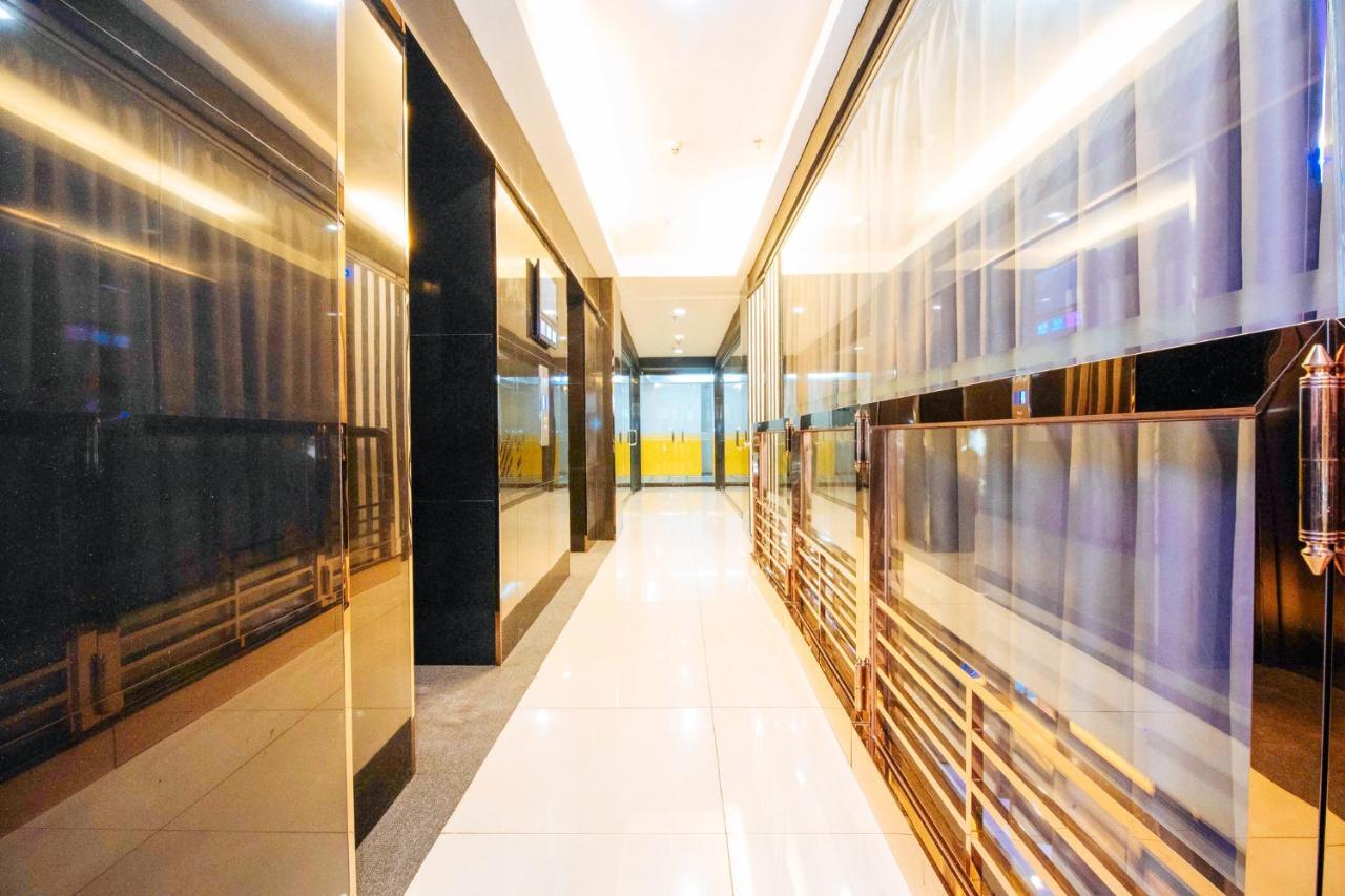 Reddoorz Premium Near Trinoma Hotel Bandar Quezon Luaran gambar